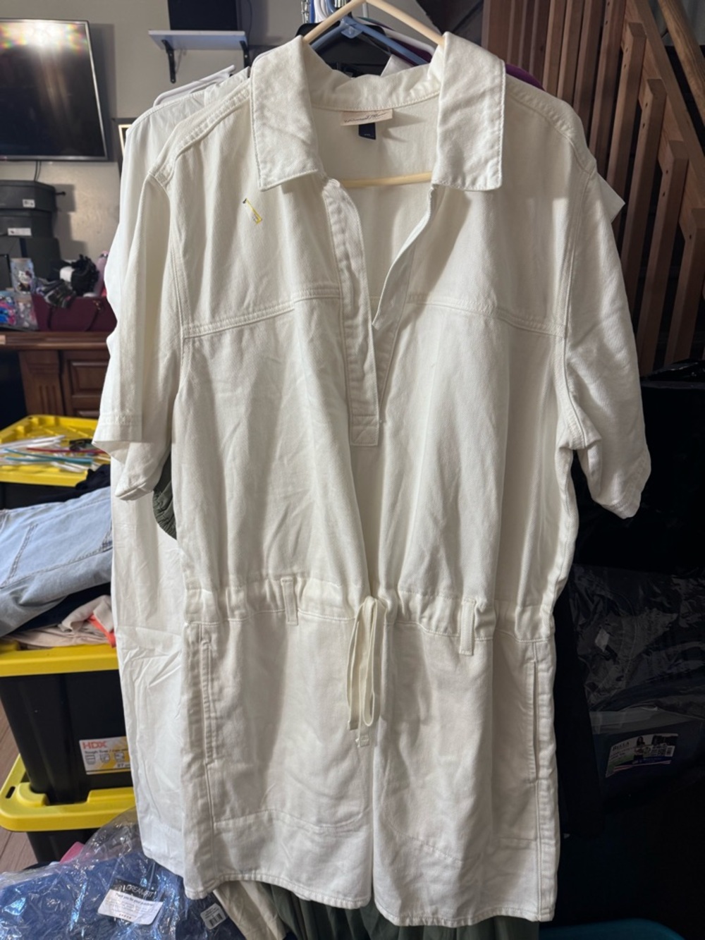 Universal Thread White Button-Up Shirt dress with Collared Neck